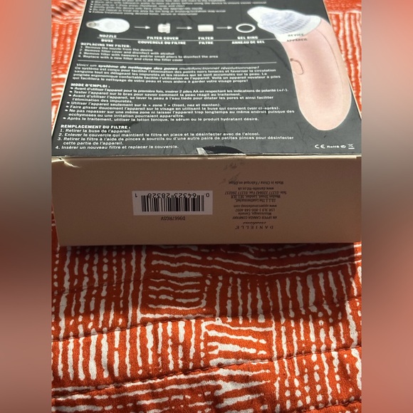 Danielle Creations Pore Cleansing System - 20+ pieces Included - Picture 3 of 5